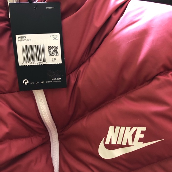 Nike jacket - Picture 2 of 3